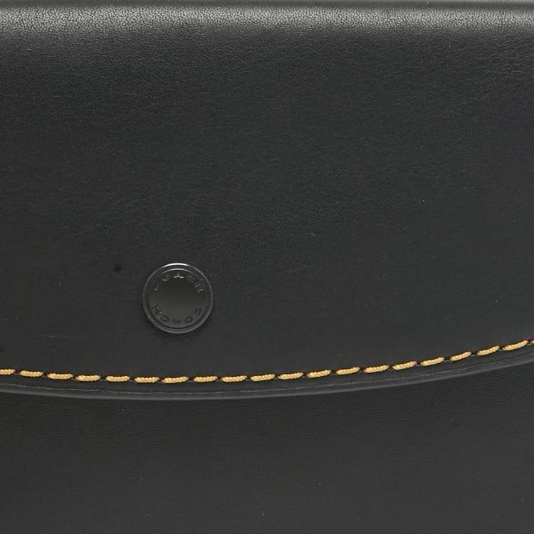 Pre Owned Coach Black Leather Wristlet Clutch