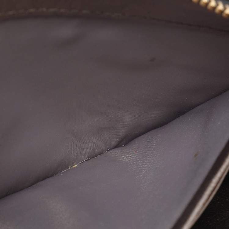 مملوكة مسبقًا محفظة كوتش جلد أسود بسحّاب محيط