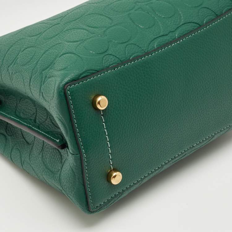 Pre Owned Coach Green Signature Embossed Leather Willow Bucket Bag