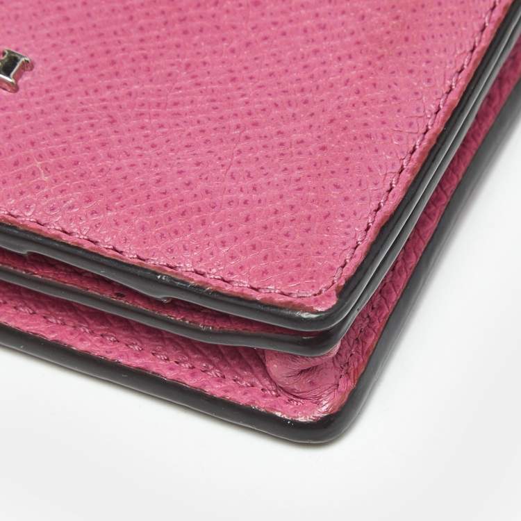 Pre Owned حامل بطاقات ثنائي الطي من الجلد الوردي كوتش