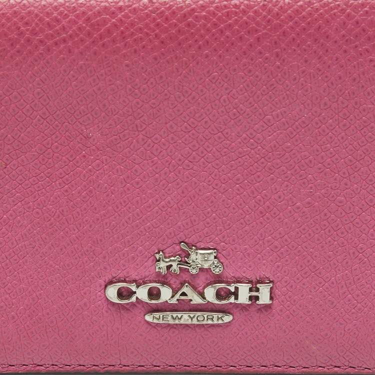 Pre Owned حامل بطاقات ثنائي الطي من الجلد الوردي كوتش