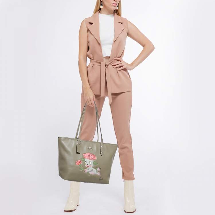 Pre Owned Coach x Gary Baseman Beige Leather Lou City Zip Tote