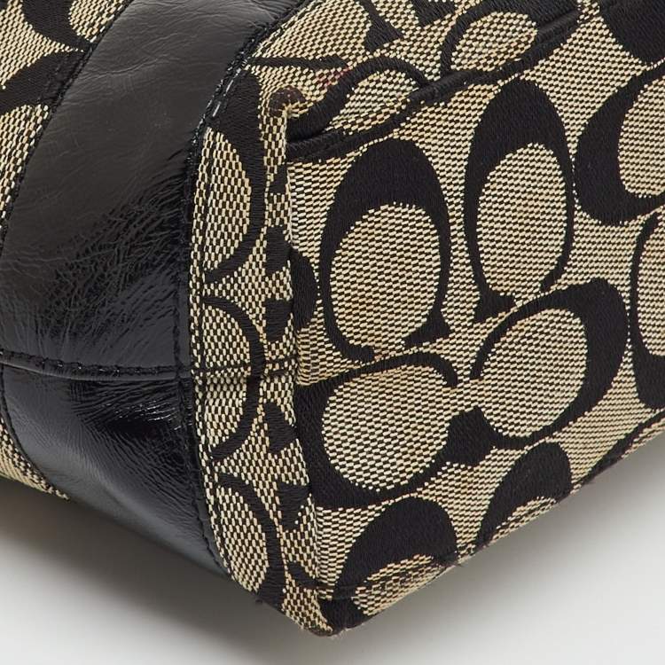 Pre Owned Coach Beige/Black Signature Canvas and Leather Shoulder Bag