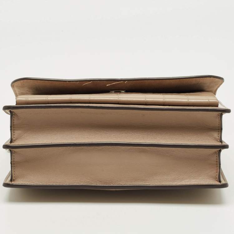 Pre Owned حقيبة كروس بودي كوتش كلير جلد بيج بنقشة الكروكو