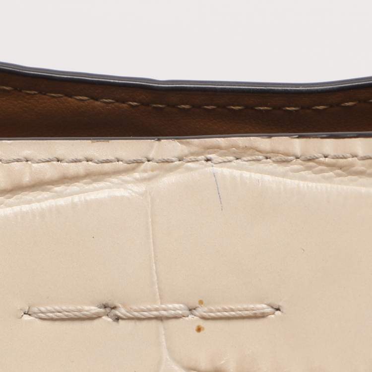 Pre Owned Coach Willow Beige Croc Embossed Leather Bucket bag