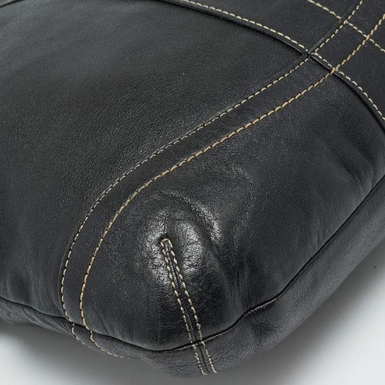 Pre Owned Coach Soho Black Leather Crossbody Bag