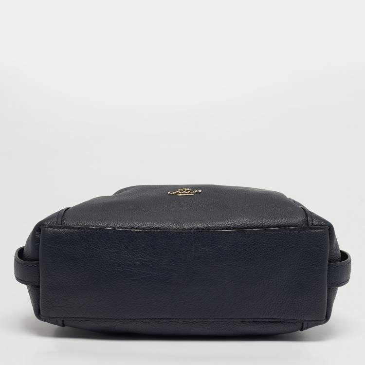 مملوكة مسبقًا Coach Edie Navy Blue Leather Shoulder Bag
