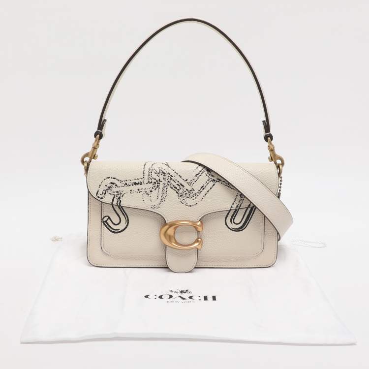 Pre Owned حقيبة كتف كوتش جلد محبب أبيض تابّي 26