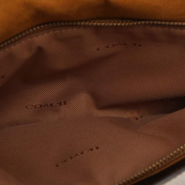 Pre Owned حقيبة كتف كوتش جلد محبب أبيض تابّي 26