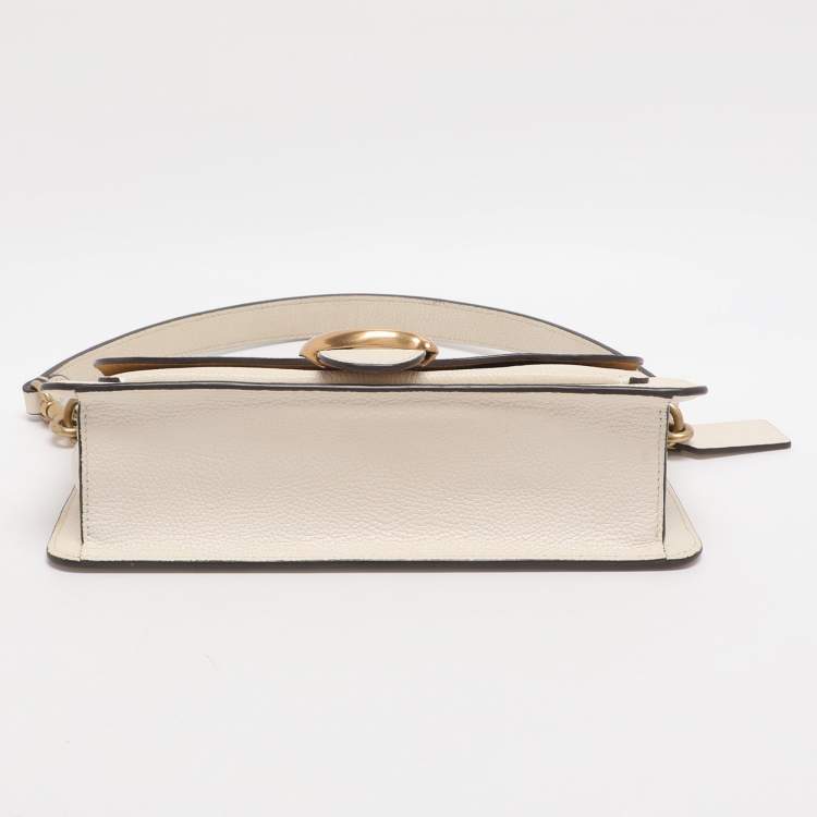 Pre Owned حقيبة كتف كوتش جلد محبب أبيض تابّي 26