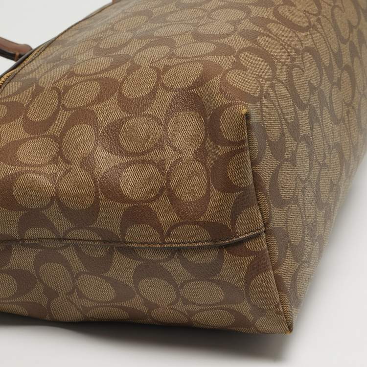 Pre Owned Coach Gallery Beige/Brown Signature Coated Canvas and Leather Tote