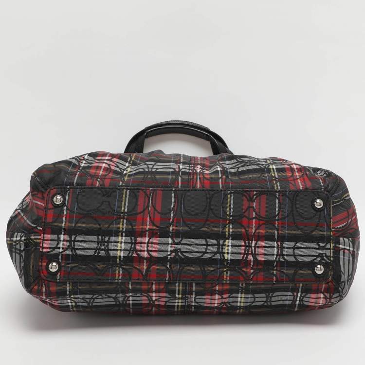 Pre Owned Coach Poppy Multicolor/Black Signature Canvas and Patent Leather Tote