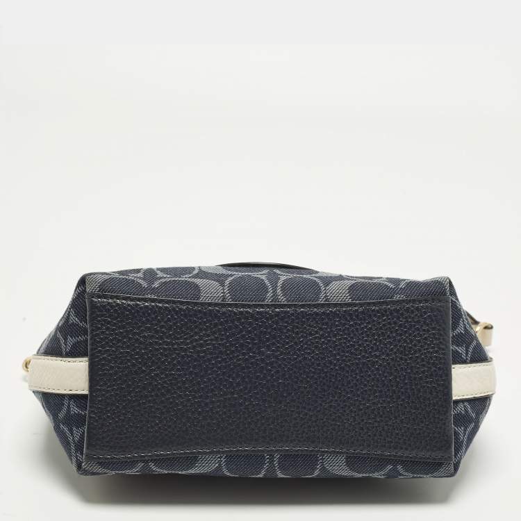 Pre Owned Coach Dempsey Blue/Off White Denim Logo Jacquard Patch Shoulder Bag