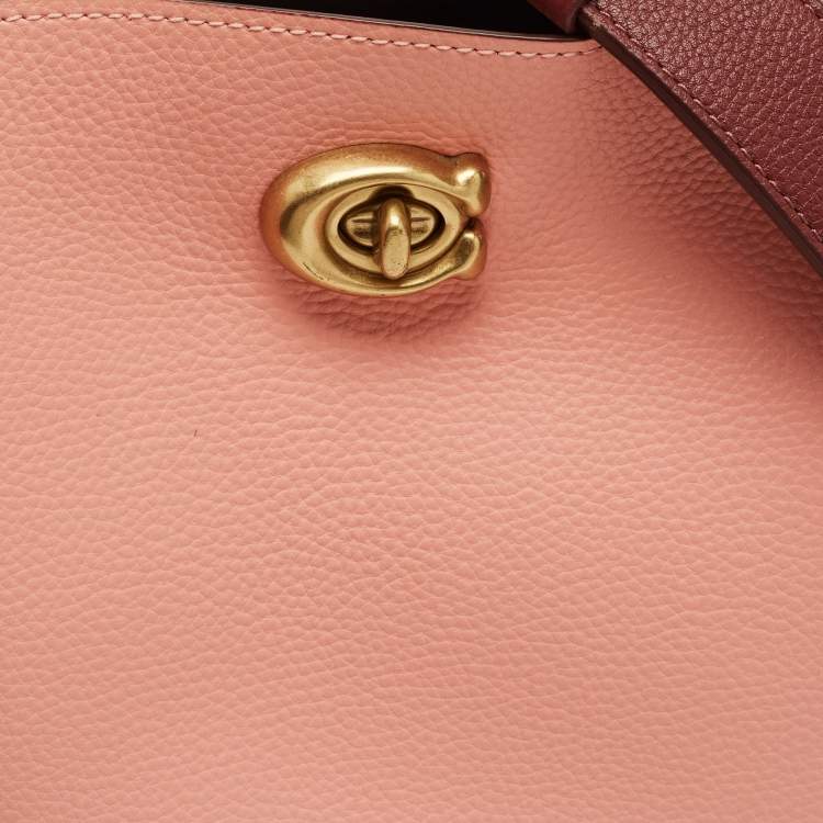 Pre Owned Coach Willow Pink Leather Bucket Bag