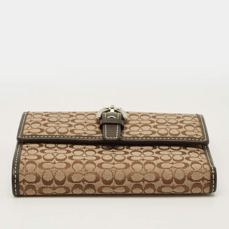 Pre Owned Coach Buckle Beige/Brown Signature Fabric and Leather Trifold Wallet
