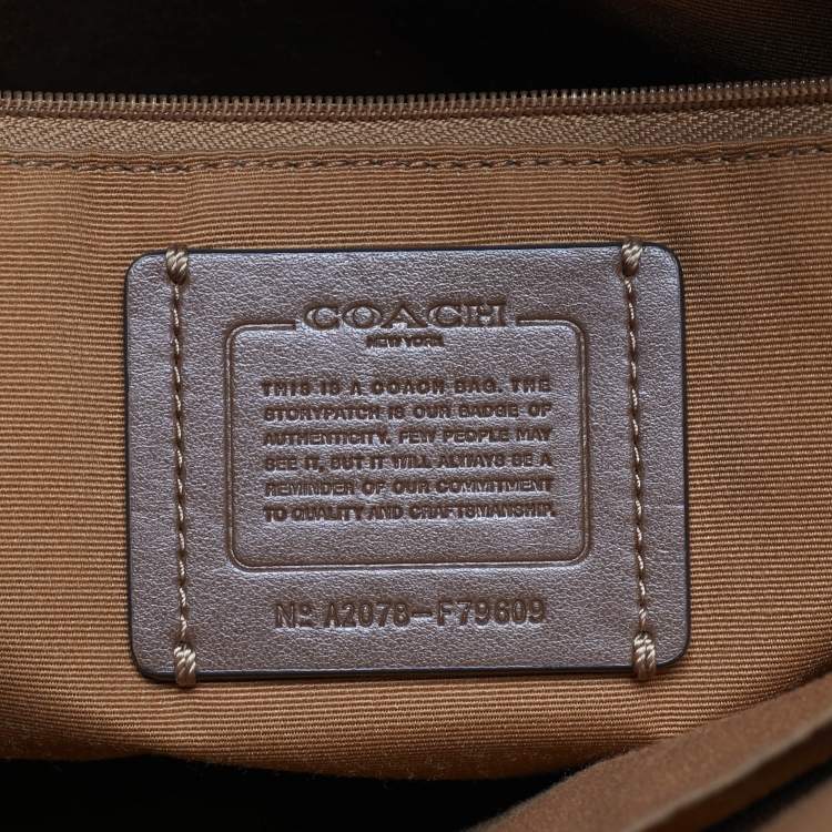 Pre Owned Coach Gallery Beige Signature Coated Canvas Tote