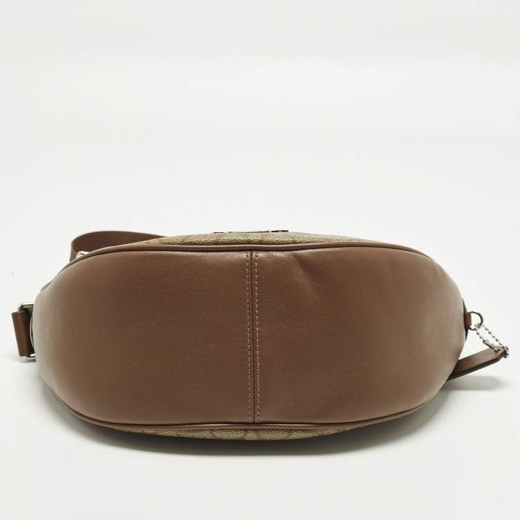 Pre Owned Coach Pace Beige/Brown Signature Coated Canvas and Leather Crossbody Bag