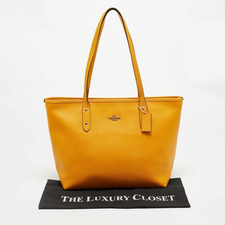 Pre Owned Coach City Yellow Leather Zip Shopper Tote