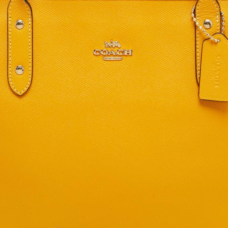Pre Owned Coach City Yellow Leather Zip Shopper Tote