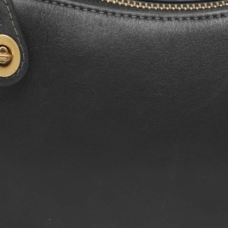 Pre Owned Coach Swinger Black Leather Shoulder Bag