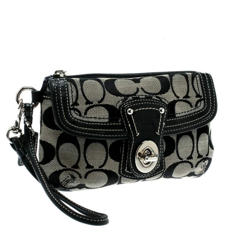 Pre Owned Coach Black/Grey Legacy Signature Wristlet Clutch 