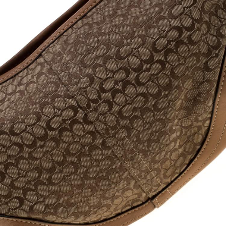 Pre Owned Coach Light Brown Signature Canvas And Leather Shoulder Bag