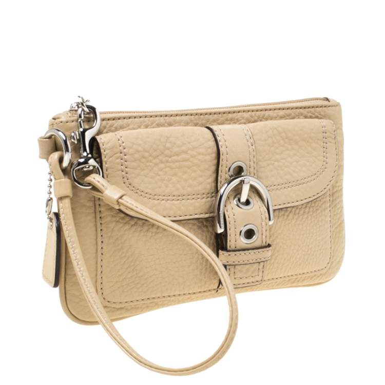 Pre Owned Coach Beige Leather Buckle Pocket Wristlet Pouch