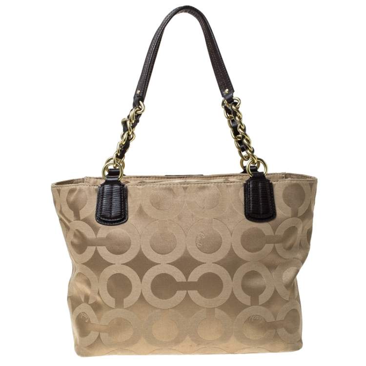مملوكة مسبقًا Coach Beige/Brown Fabric Madison Op Art Tote