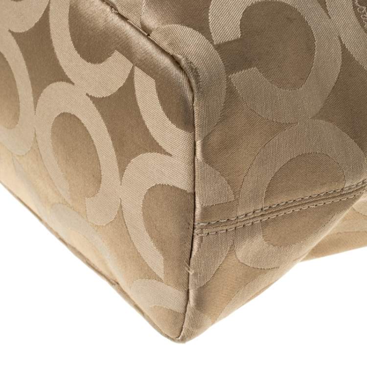 مملوكة مس�بقًا Coach Beige/Brown Fabric Madison Op Art Tote