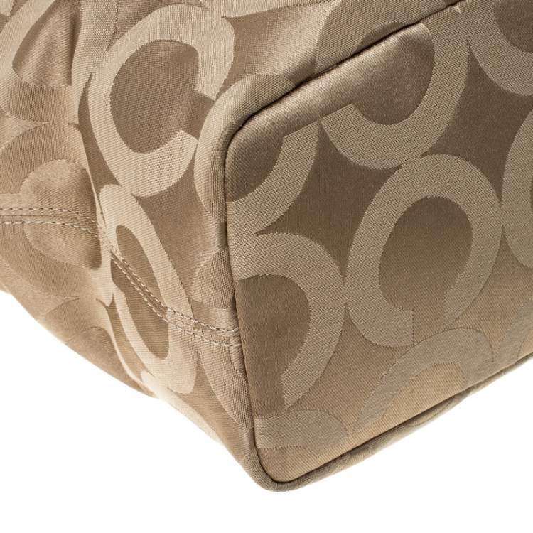 مملوكة مسبقًا Coach Beige/Brown Fabric Madison Op Art Tote