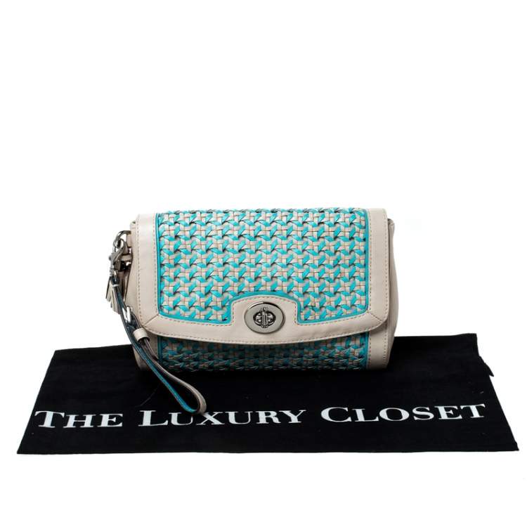 مملوكة مسبقًا Coach Beige/Blue Caning Leather Flap Wristlet Clutch