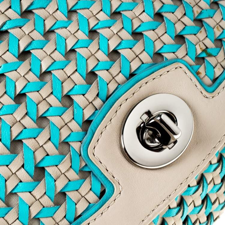 مملوكة مسبقًا Coach Beige/Blue Caning Leather Flap Wristlet Clutch
