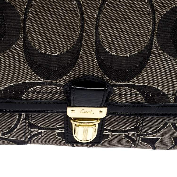 Pre Owned Coach Black/Grey Signature Canvas and Patent Leather Shoulder Bag