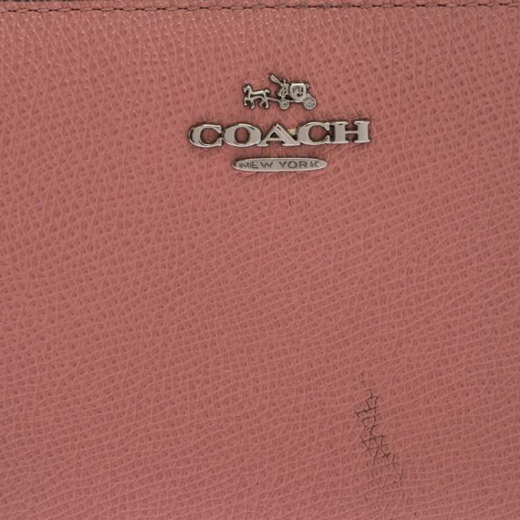 Pre Owned Coach Pink Leather Zip Around Wallet