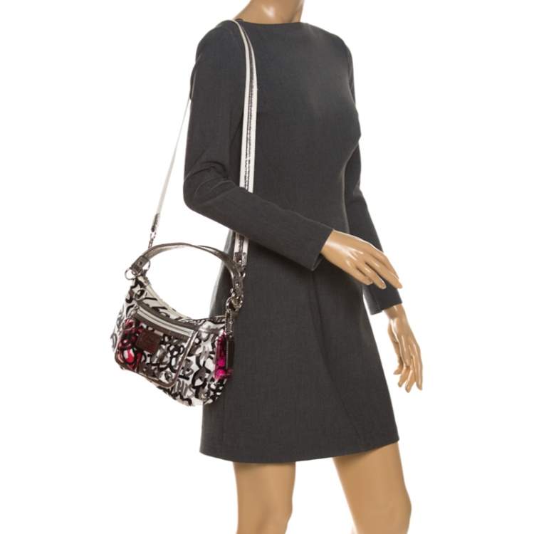مملوكة مسبقًا Coach Multicolor Printed Satin Shoulder Bag
