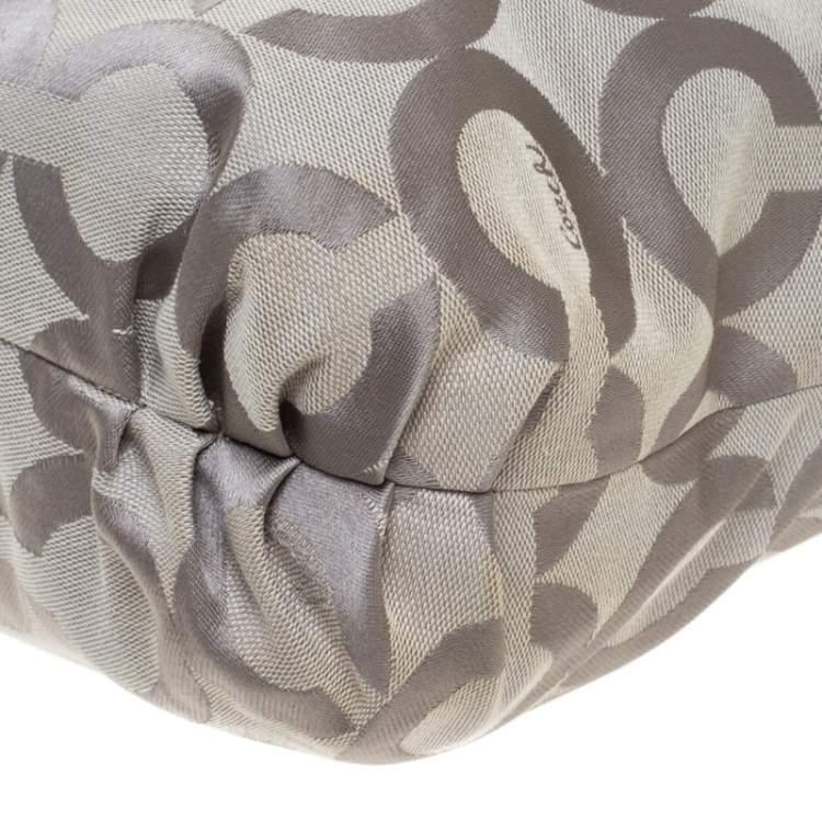 Pre Owned Coach Grey Signature Canvas Poppy Glam Tote