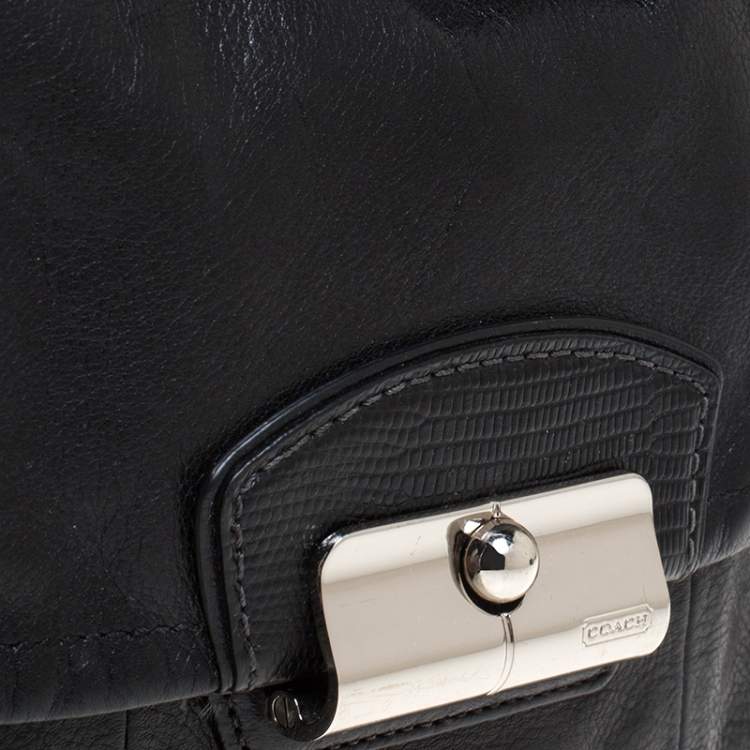 Pre Owned Coach Black Leather Front Pocket w/Turn Lock Hobo
