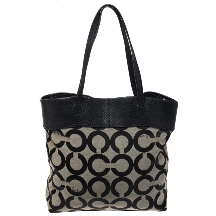 Pre Owned Coach Black Signature Canvas Tote