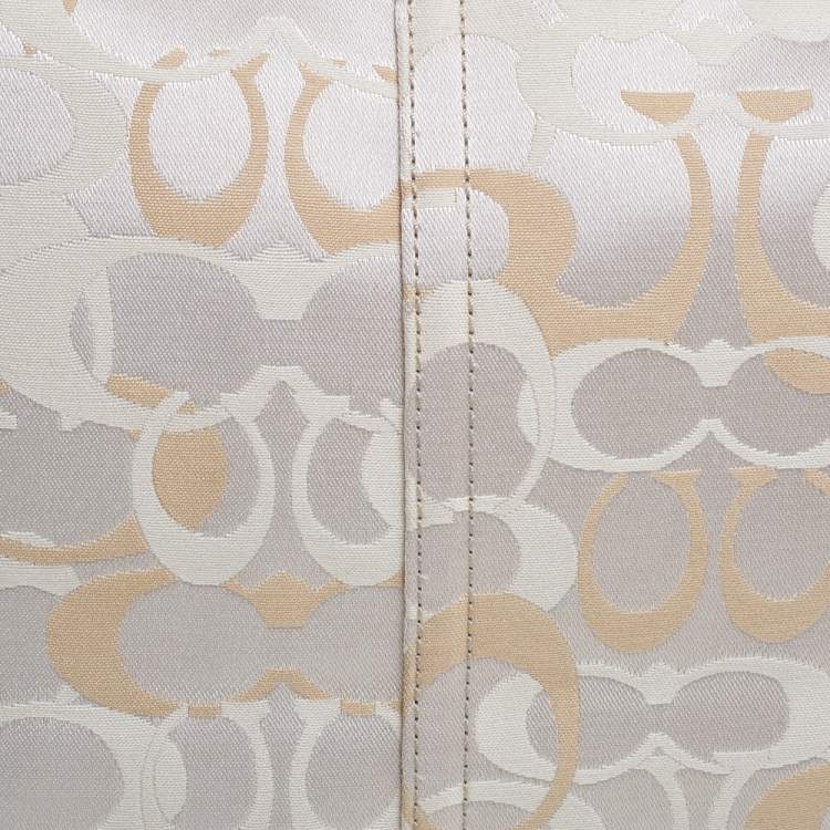 Pre Owned Coach Beige Signature Canvas and Leather Shoulder Bag