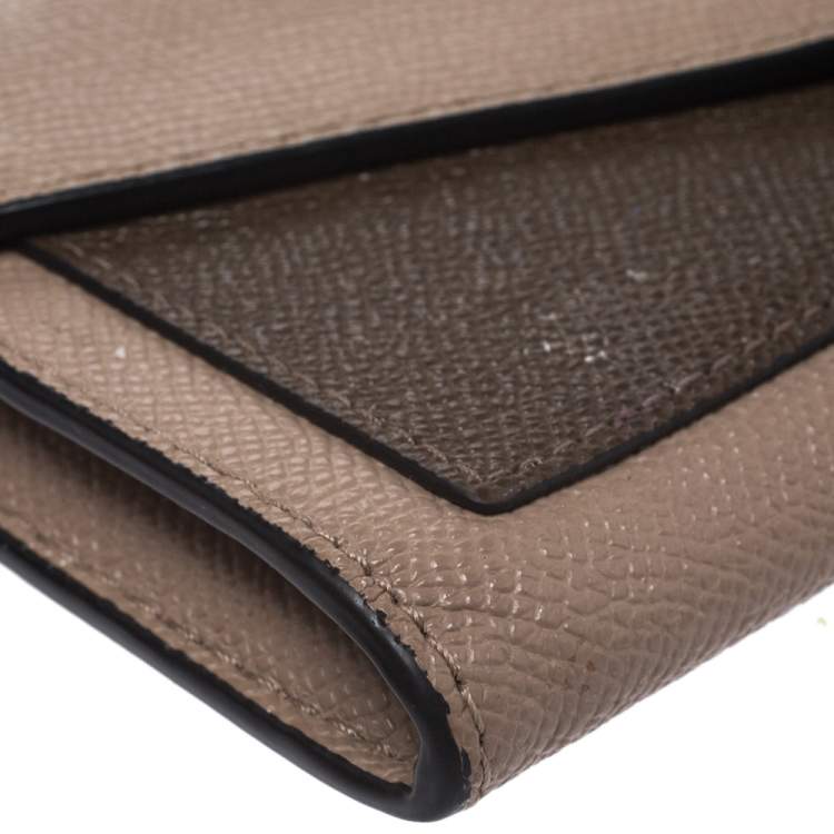 Pre Owned Coach Beige/Olive Green Leather Colorblock Continental Wallet