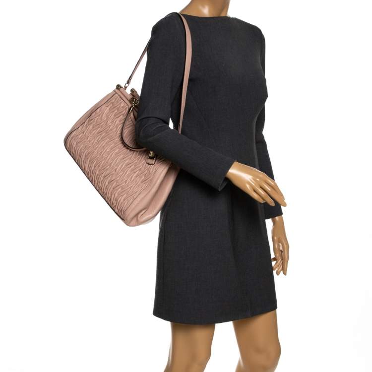 Pre Owned Coach Pink Leather Kisslock Frame Satchel