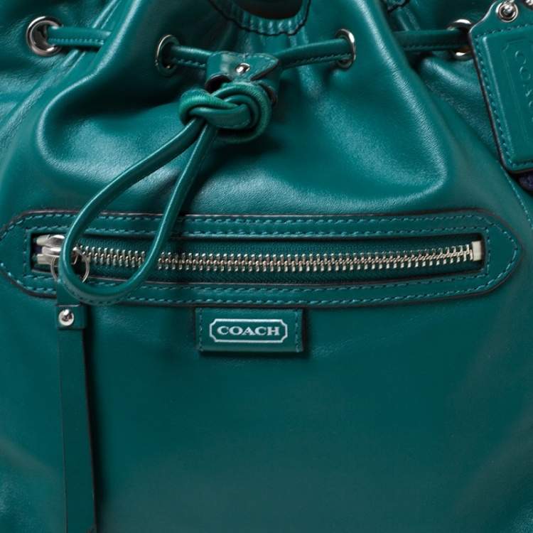 Pre Owned Coach Green Leather Daisy Drawstring Crossbody Bag