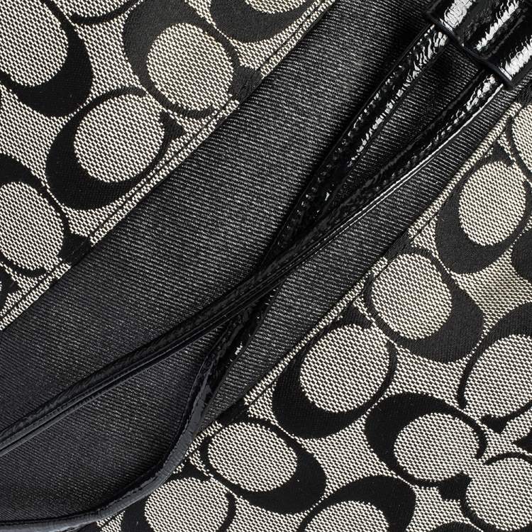 Pre Owned Coach Grey/Black Signature Canvas and Patent Leather Drawstring Shoulder Bag