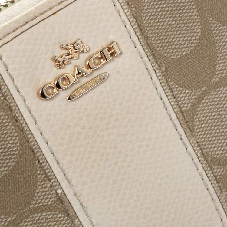 Pre Owned  Coach Beige/Cream Signature Coated Canvas and Leather Accordion Zip Around Wallet