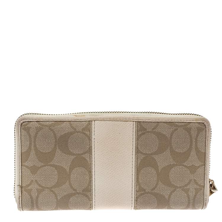 Pre Owned  Coach Beige/Cream Signature Coated Canvas and Leather Accordion Zip Around Wallet