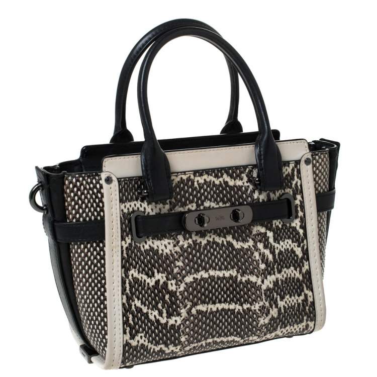 coach swagger black