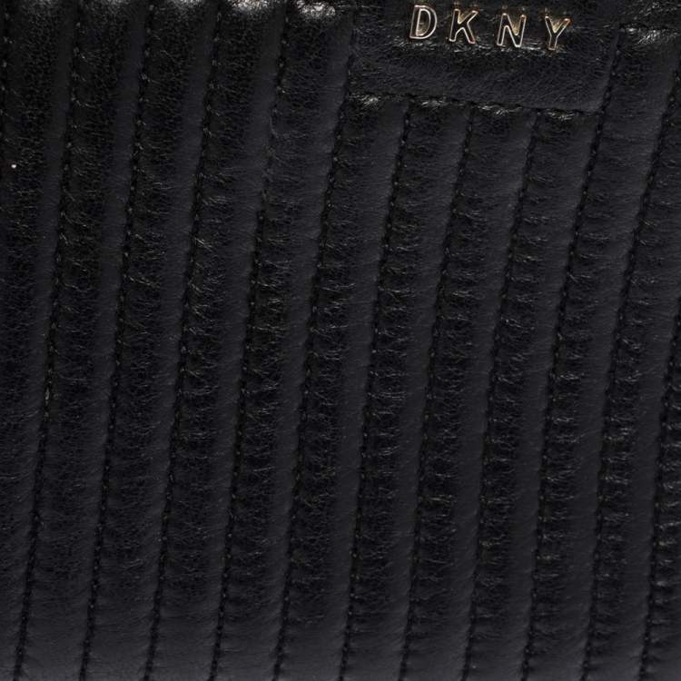 Pre Owned Dkny Black Leather Zip Crossbody Bag