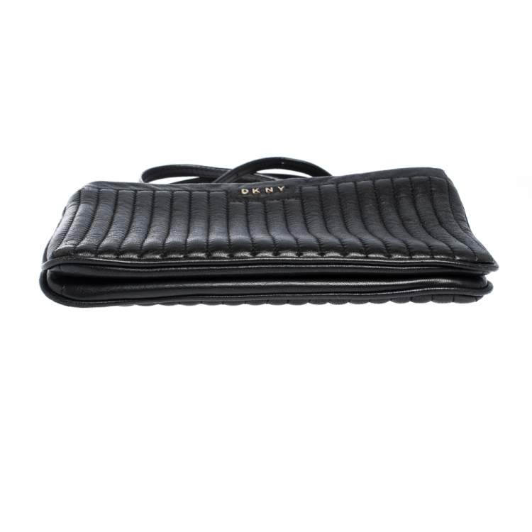 Pre Owned Dkny Black Leather Zip Crossbody Bag