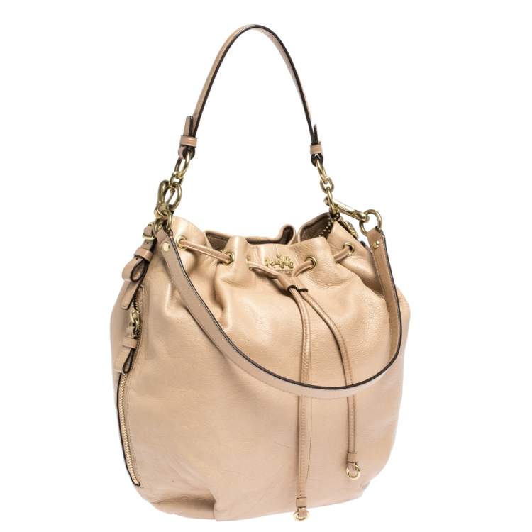 Pre Owned Coach Beige Leather Drawstring Hobo 