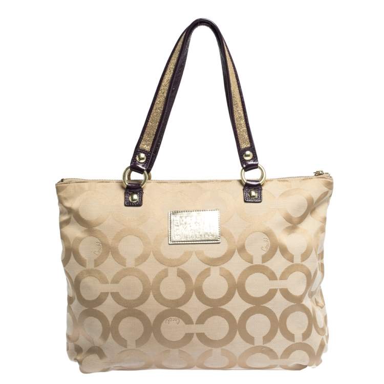 Pre Owned Coach Beige/Purple Canvas and Patent Leather Poppy Tote